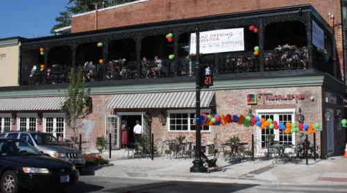 restaurant in a busy day